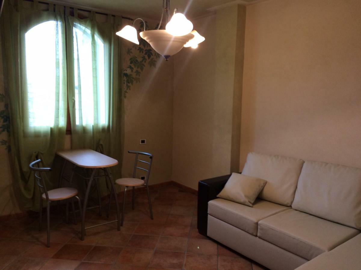 Villa Con Piscina A Imperia, Italy Zewnętrze zdjęcie